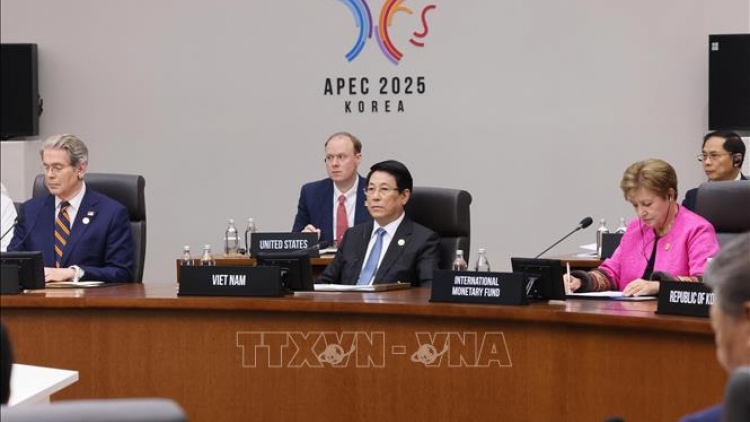 Thời sự 12h 31/10/2025: Chủ tịch nước Lương Cường dự Hội nghị Cấp cao APEC lần thứ 32