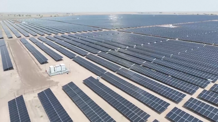 Năng lượng mặt trời mang đến tia hy vọng cho quốc gia ít điện nhất ở Trung Đông