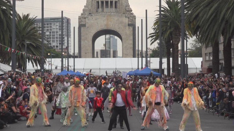Không khí Halloween tràn ngập ở Mexico