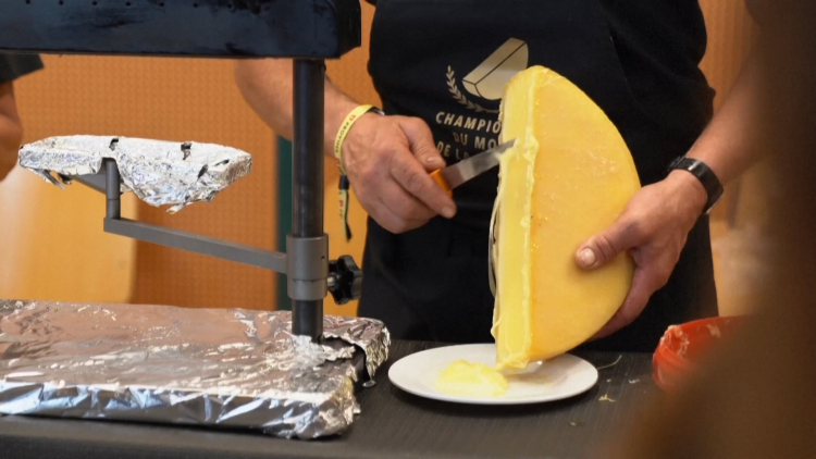 Lễ hội vô địch phô mai Raclette thế giới diễn ra sôi nổi tại Thụy Sĩ