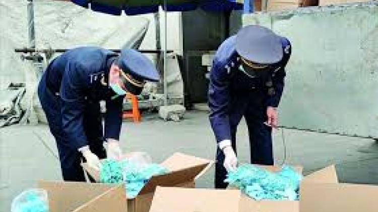 Ngành Hải quan siết chặt kiểm soát để ngăn chặn dòng chảy vàng trái phép qua biên giới