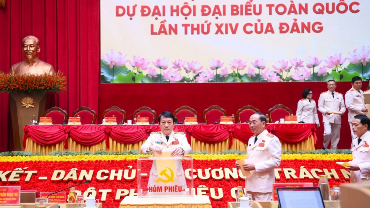 Thời sự 21h30 5/10/2025: Bế mạc Đại hội đại biểu Đảng bộ Công an Trung ương lần thứ VIII