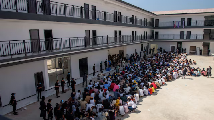 Myanmar đột kích trung tâm lừa đảo, gần 700 người bỏ chạy, vượt biên sang Thái Lan