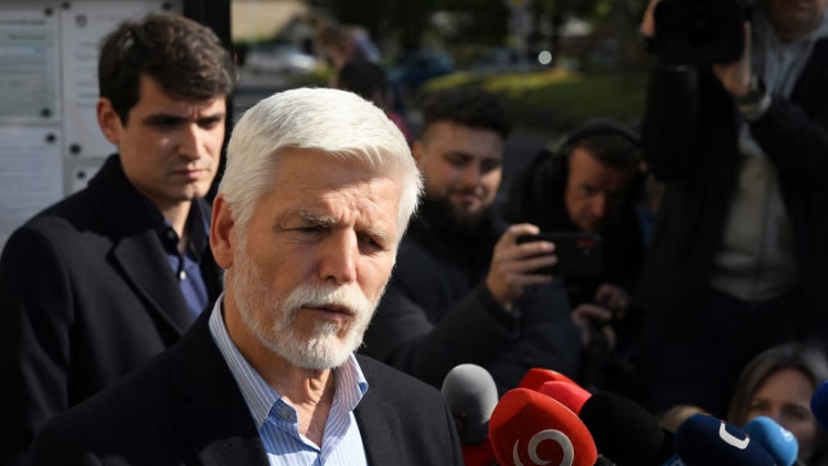 Tổng thống Séc đưa vấn đề NATO và EU vào trọng tâm các cuộc đàm phán nội các sau bầu cử