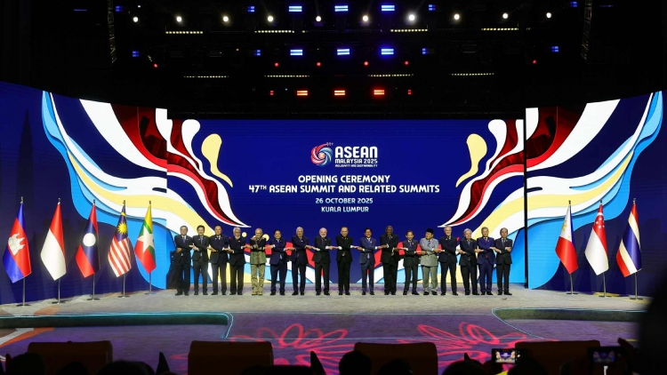 ASEAN - 47: Đoàn kết hành động, kiên định Đồng thuận 5 điểm về vấn đề Myanmar