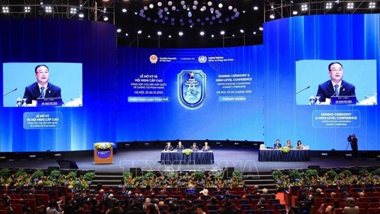 Tiếp tục phiên thảo luận toàn thể cấp cao tại Lễ mở ký Công ước Hà Nội