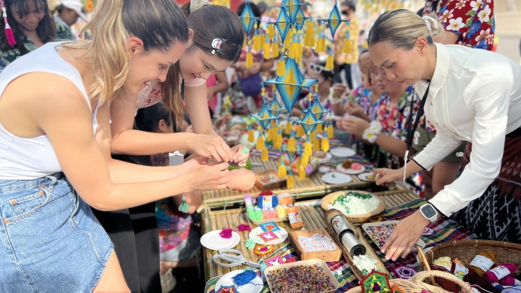 Thái Lan chuẩn bị triển khai kế hoạch thu phí du lịch 300 Baht với khách quốc tế