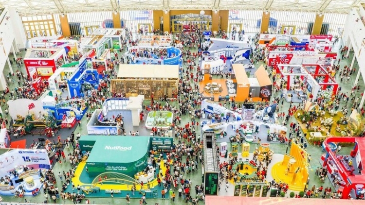 Bộ Công Thương: Gấp rút hoàn tất công tác chuẩn bị Hội chợ Mùa Thu 2025