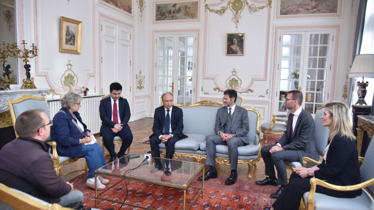 Trang mới trong quan hệ Việt Nam và một số địa phương ở Pháp