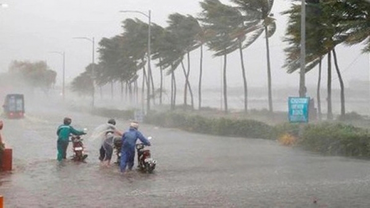 Thông tin mới về đợt mưa lớn kéo dài ở miền Trung