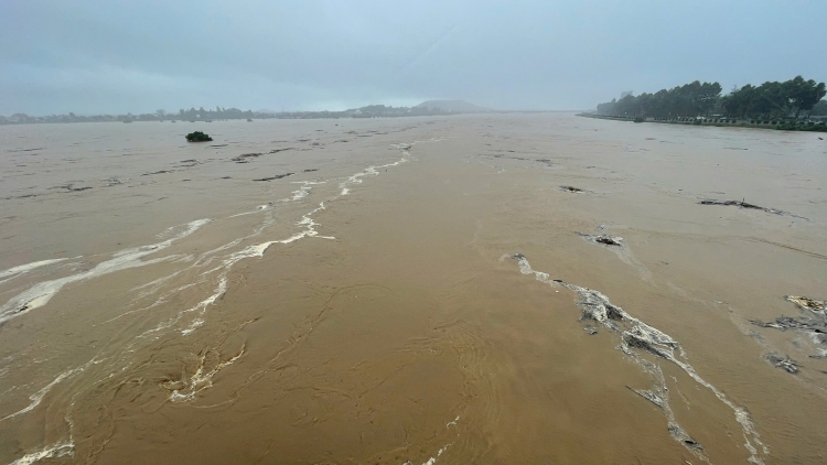 Mưa lũ miền Trung: 7 người chết, 5 người mất tích, hơn 100 ngàn nhà ngập