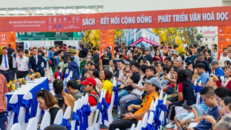  Doanh nghiệp dịch vụ khẳng định thương hiệu tại Hội chợ Mùa thu lần thứ nhất 2025