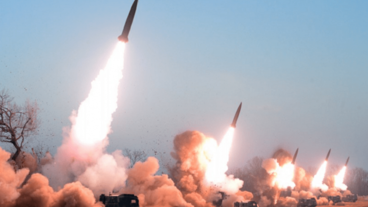 Mỹ giải thích lý do khởi động lại thử vũ khí hạt nhân