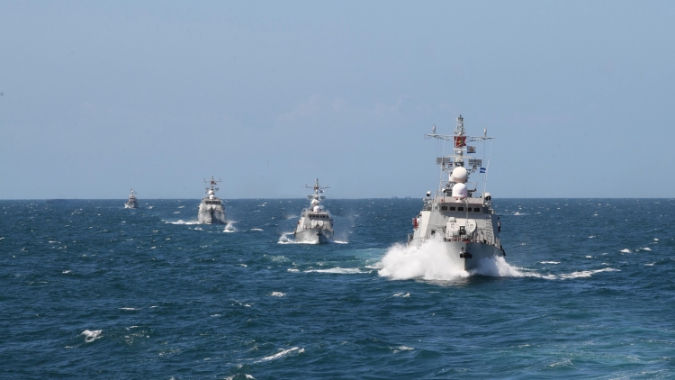 Vùng 5 Hải quân: Huấn luyện hiện đại - vững vàng chiến đấu - bảo vệ vững chắc biển, đảo Tây Nam