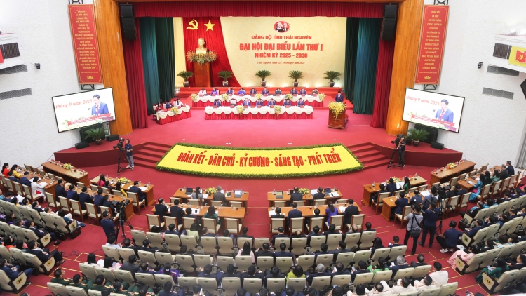 Xây dựng Thái Nguyên phát triển nhanh, bản sắc và bền vững