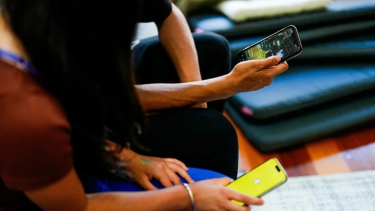 Australia chuẩn bị thực hiện lệnh cấm trẻ em dưới 16 tuổi sử dụng mạng xã hội