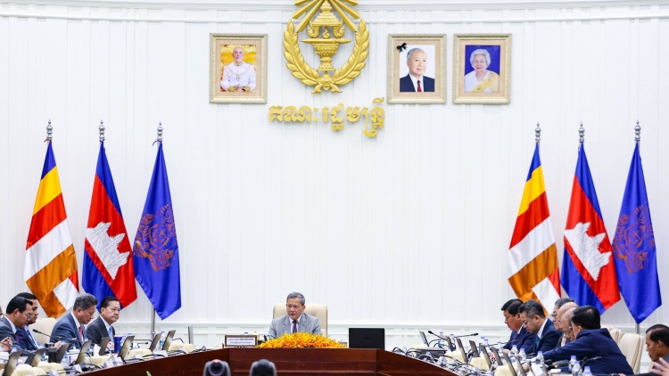 Campuchia: Ngân sách quốc gia lần đầu vượt mốc 10 tỷ USD, ưu tiên chi tiêu quốc phòng và cải cách