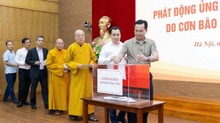 Thời sự 18h 9/10/2025: Gần 799 tỷ ủng hộ các địa phương bị thiệt hại do bão số 10 và 11