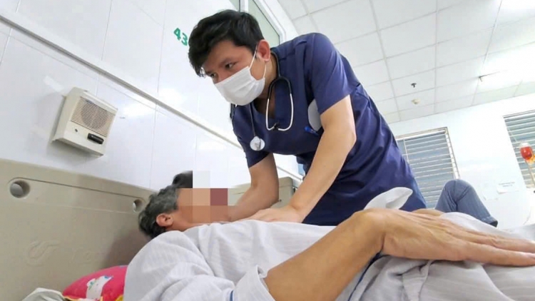 Đảm bảo vệ sinh môi trường và kiểm soát dịch bệnh sau mưa lũ