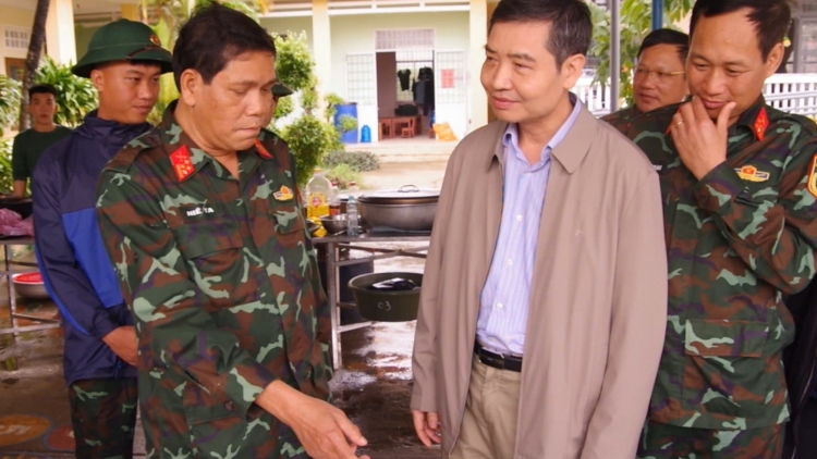 Đắk Lắk khẩn trương triển khai hỗ trợ nhân dân vùng lụt