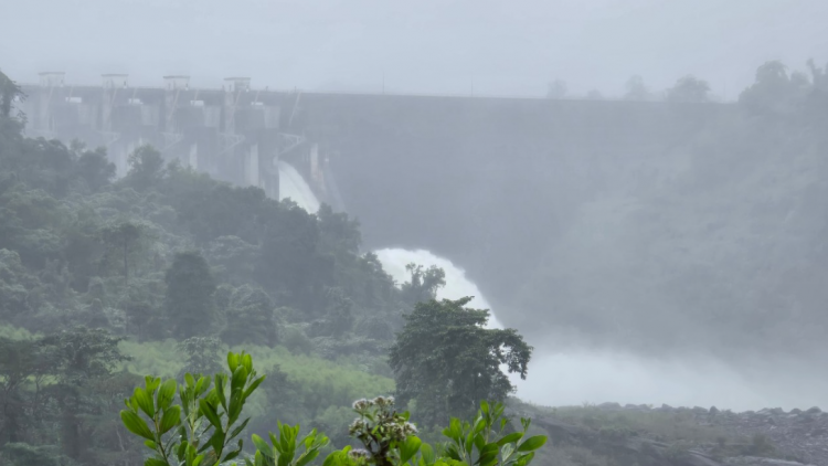 Đà Nẵng: Các hồ thủy điện đồng loạt xả nước đón lũ từ rạng sáng 16/11/2025