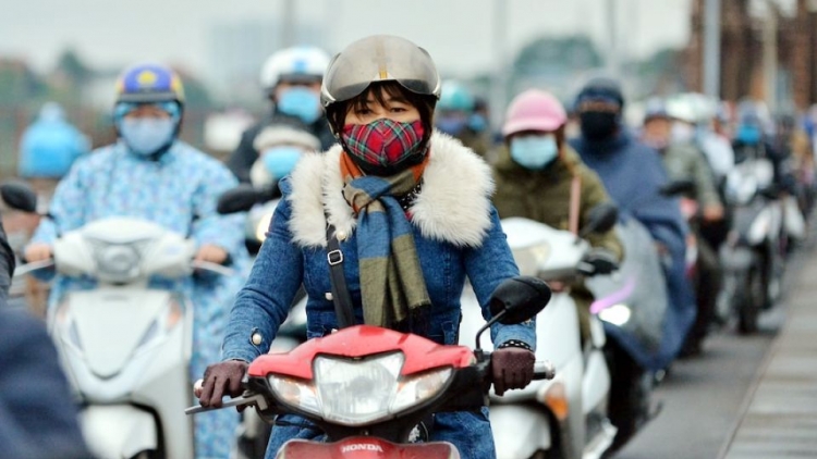 Thời tiết ngày 24/11/2025: Bắc Bộ rét đậm, Nam Bộ mưa lớn