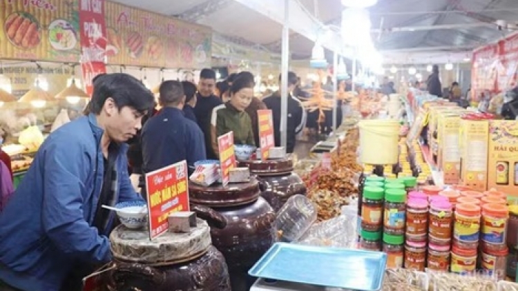 200 gian hàng đạt tiêu chuẩn chất lượng tham gia Hội chợ hàng công nghiệp nông thôn Thủ đô