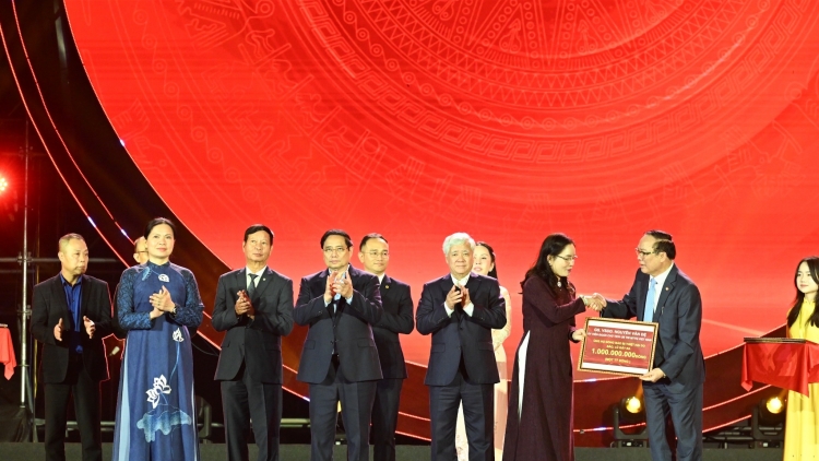 Thời sự 21h30 24/11/2025: Đoàn kết một lòng – Hướng về Miền Trung