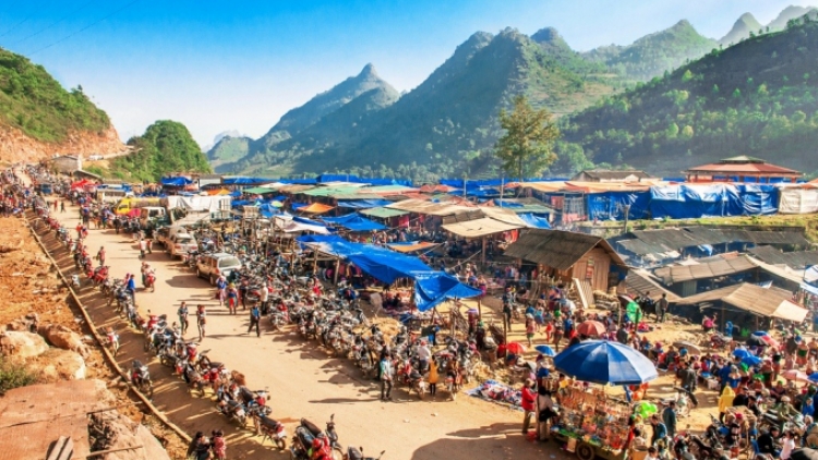 Đẩy mạnh tiêu thụ các mặt hàng nông sản cho bà con miền núi