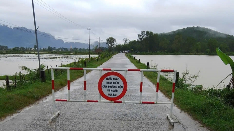 Quảng Trị: 4 người chết, 1 người mất tích, 3.600 ngôi nhà bị ngập do mưa lũ