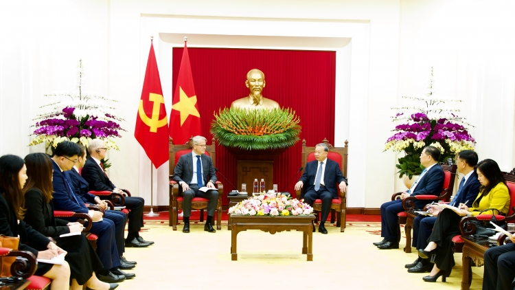 Thời sự 21h30 18/11/2025: Tổng Bí thư Tô Lâm tiếp Giám đốc Tập đoàn A.P. Moller-Maersk của Đan Mạch