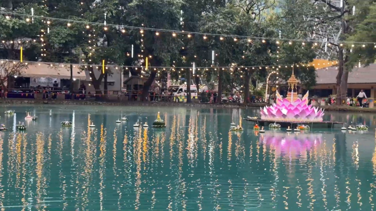 Thái Lan tổ chức Loy Krathong 2025 tưởng nhớ Hoàng Thái hậu