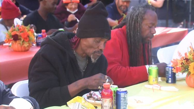 Mỹ: Lễ Tạ ơn ấm áp cho người vô gia cư