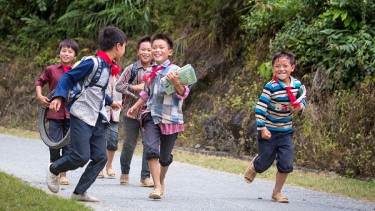 Tầm quan trọng của giáo dục trong mục tiêu quốc gia phát triển bền vững