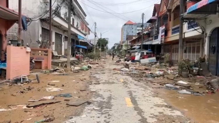 Lũ lụt tàn phá miền Nam Thái Lan: Thương vong tăng mạnh, chính phủ tăng tốc cứu trợ