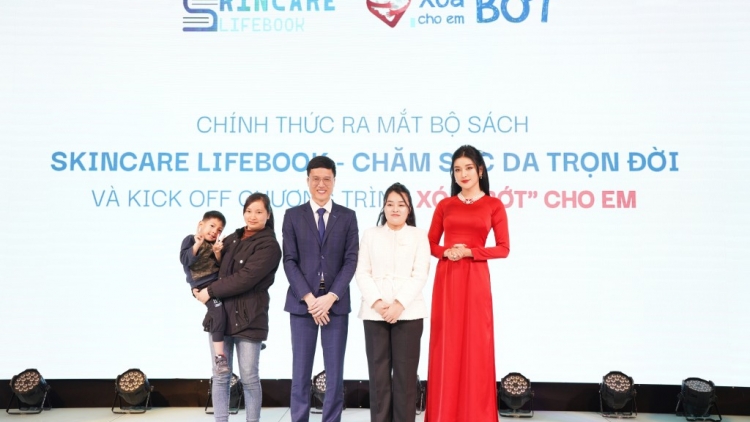 Bác sĩ Hoàng Văn Tâm & Hành trình xoá “bớt” trên mặt, xóa "sẹo" trong tâm hồn cho các em nhỏ