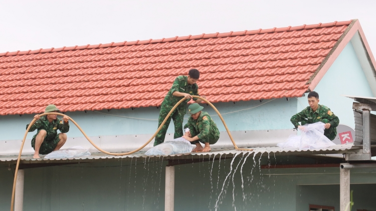 Quảng Ngãi hoàn thành di dời dân tránh bão trước 17 giờ ngày 6/11