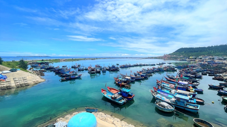 Văn hóa biển đảo Việt Nam: Giá trị truyền thống và khát vọng phát triển (10/11/2025)