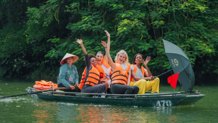 Du lịch Việt Nam có hoàn thành mục tiêu đón 22 -23 triệu lượt khách quốc tế trong năm 2025?