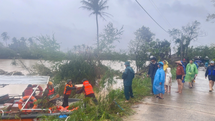 Theo dòng thời sự sáng 24/11/2025