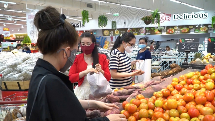 Người dân  Gia Lai ứng phó bão số 13