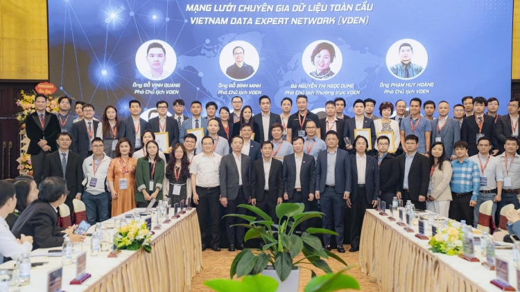 Mạng lưới Chuyên gia Dữ liệu Toàn cầu - Hợp lực trí tuệ Việt