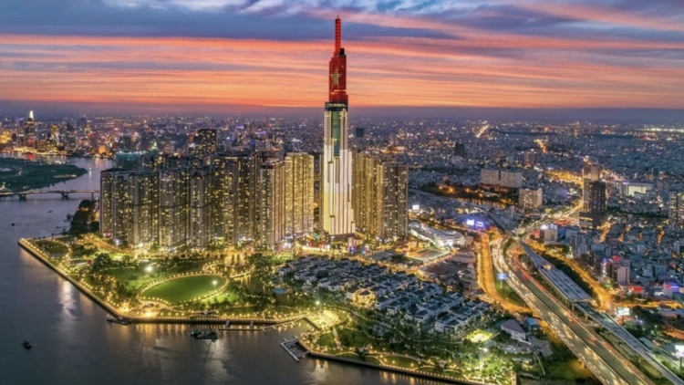 Kinh tế Việt Nam tăng tốc, gây ấn tượng với truyền thông quốc tế