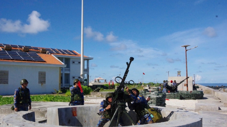 Cán bộ chiến sĩ Trường Sa vững vàng nơi đầu sóng, hướng về Ngày thành lập Quân đội nhân dân Việt Nam