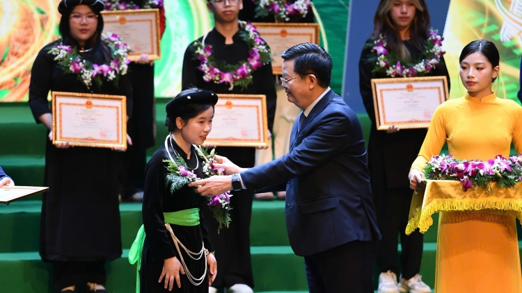 Tuyên dương 150 học sinh, sinh viên, thanh niên dân tộc thiểu số xuất sắc, tiêu biểu 2025