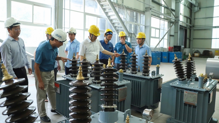 Quảng Ninh tạo xung lực mới cho kỷ nguyên mới