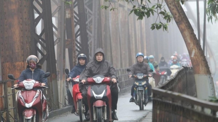 Thời tiết ngày 18/12/2025: Bắc Bộ nhiều mây, mưa rải rác, trời rét