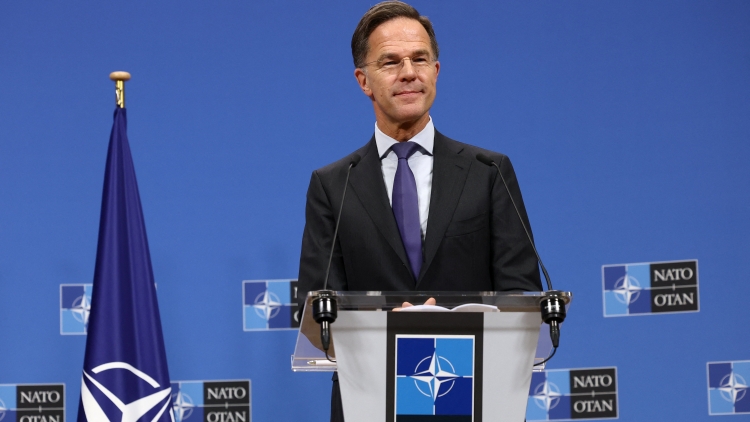 NATO sẽ thảo luận về kế hoạch hòa bình của Ukraine