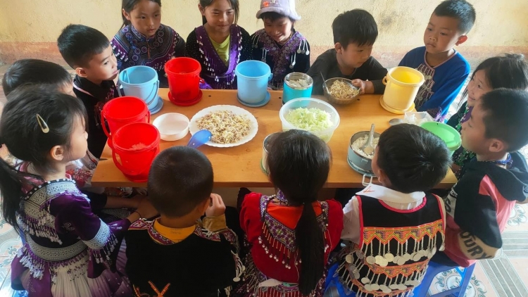 Hội Liên hiệp Thanh niên Việt Nam làm rõ thông tin về các dự án “nuôi em”