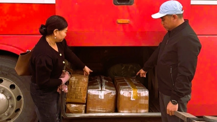 Chặn đứng vụ vận chuyển trái phép lượng lớn linh kiện nghi dùng lắp ráp súng tại Quảng Trị